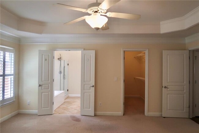 Building Photo - 515 Village Arbor Park NW