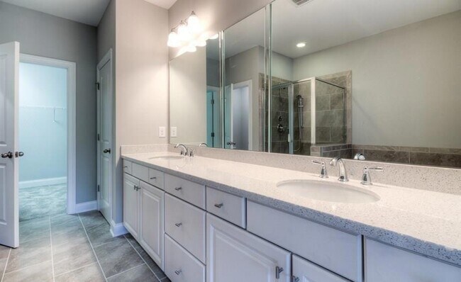 Building Photo - 2286 Mclean Chase