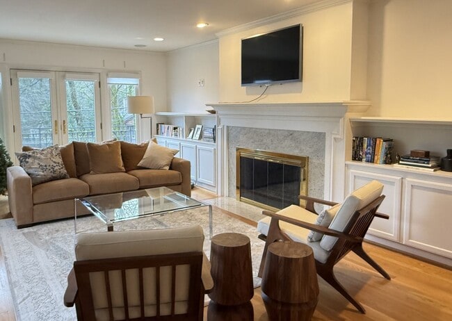 Building Photo - Beautiful & Bright! Sunning Council Crest Home W/ Exceptional Outdoor Sitting/Entertaining Areas!