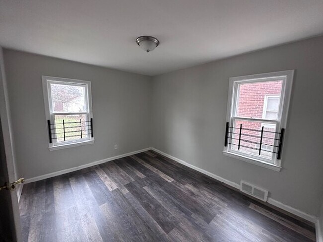 Building Photo - 11494 Wayburn St