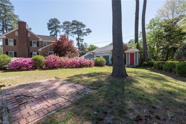 Building Photo - 621 Butler Ave