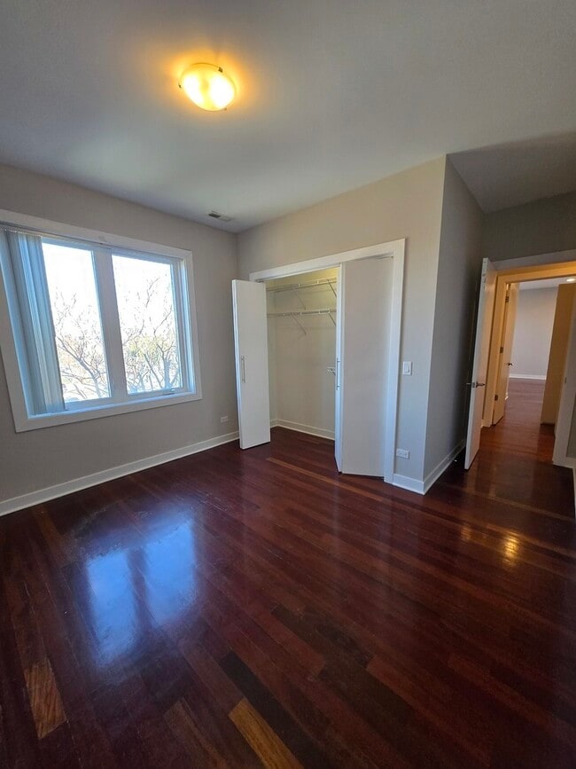 Building Photo - 2358 W School St