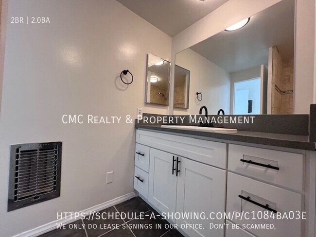 Building Photo - 5400 E The Toledo