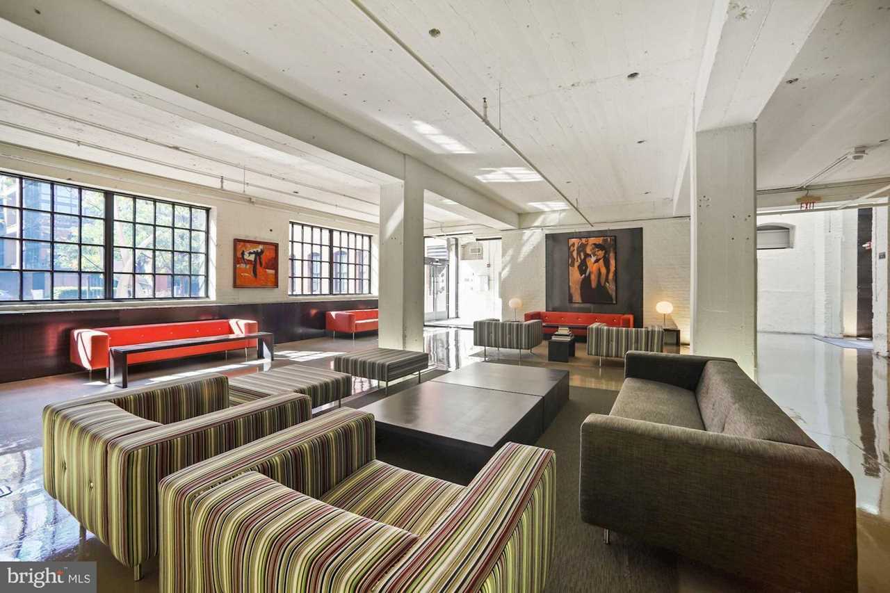 Lobby 2 - 437 New York Ave NW