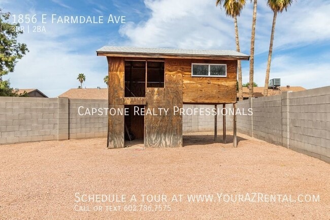 Building Photo - 1856 E Farmdale Ave