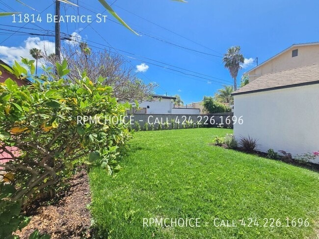 Building Photo - 11814 Beatrice St