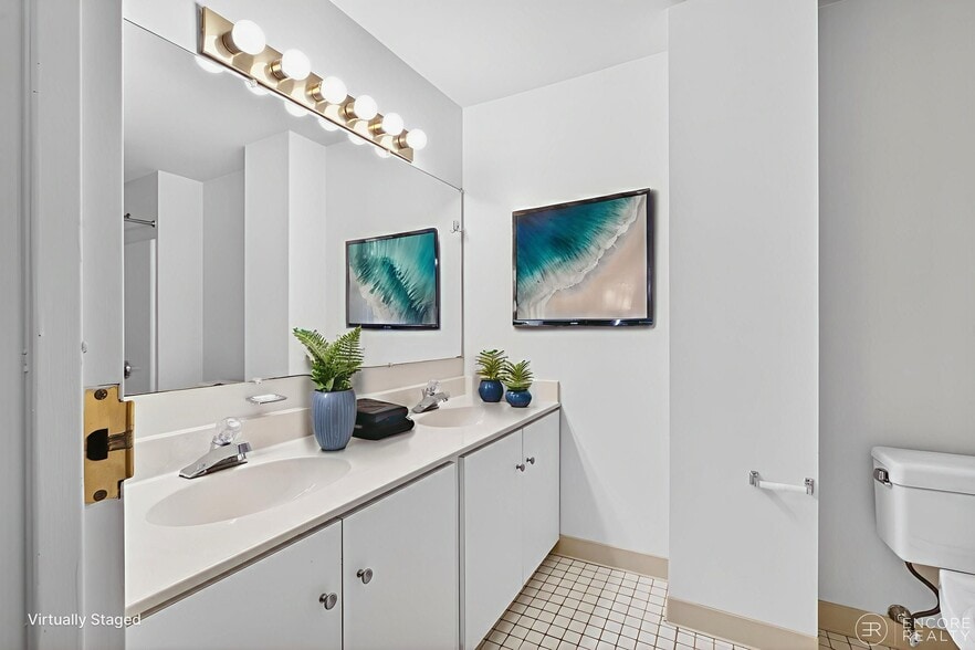 Building Photo - 394 Ocean Ave