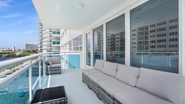 Building Photo - 3430 Galt Ocean Dr