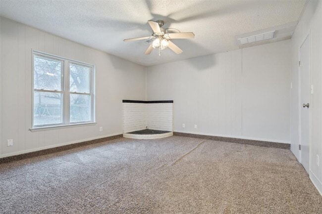 Building Photo - 2508 NW 109th St