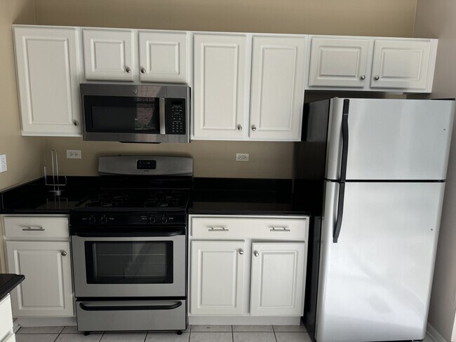 Building Photo - 74 Tanglewood Dr