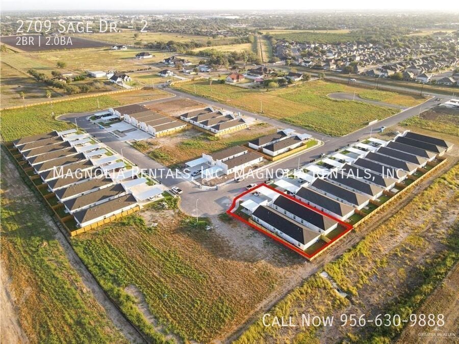 Building Photo - 2709 Sage Dr