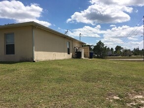 Building Photo - 4400-4402 Douglas Ln