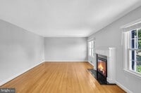 Building Photo - 3548 N Valley St