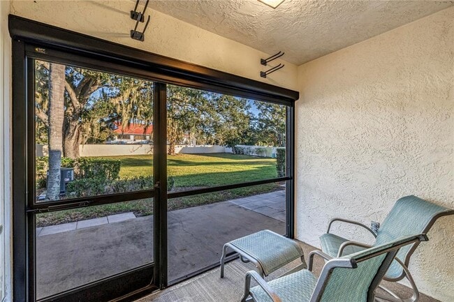 Building Photo - 8415 Gardens Cir