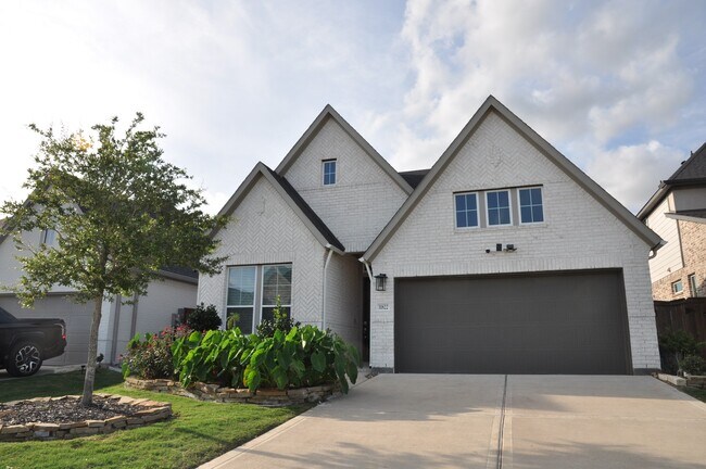 Building Photo - 31822 Grand Orch Ln