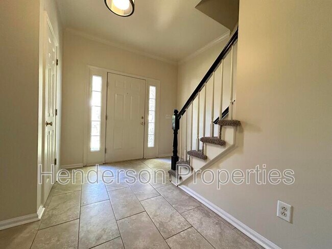 Building Photo - 332 Walnut Point Dr