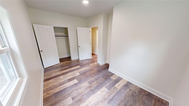 Building Photo - 248 Anderson Ave