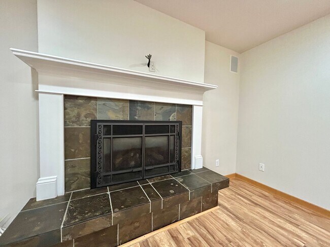 Building Photo - One Of The Top Rated Gems Of 2026: Serene 3 Bed + Bonus Room, 2.5 Bath Spacious House!