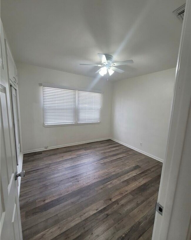 Building Photo - 22702 Burbank Blvd