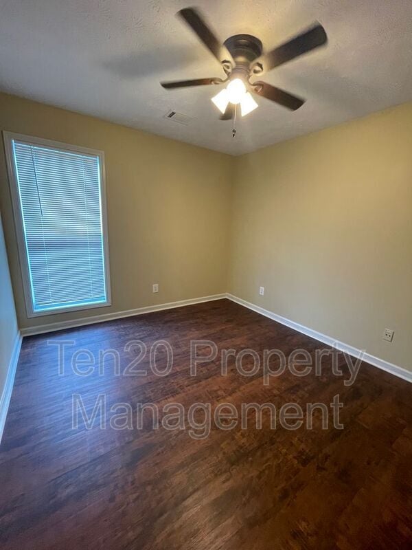 Building Photo - 6136 Crossbow Dr