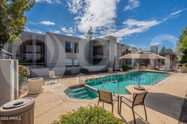 Building Photo - 3435 W Danbury Dr