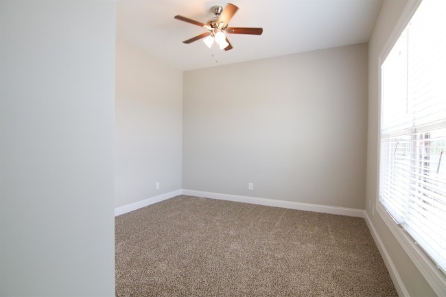 Building Photo - 119 Cornerstone St