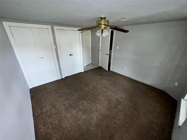 Building Photo - 1102 Minnie Dr