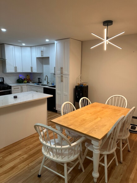Dinning room - 7881 Sheffield Dr
