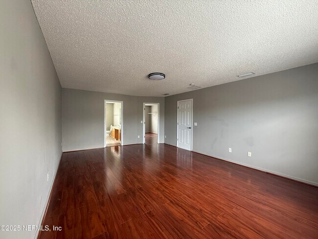 Building Photo - 404 Monet Ave
