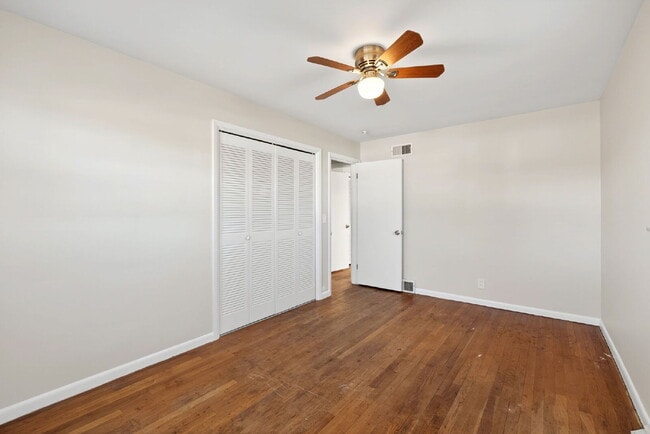 Building Photo - 8980 Cherry Blossom Ln