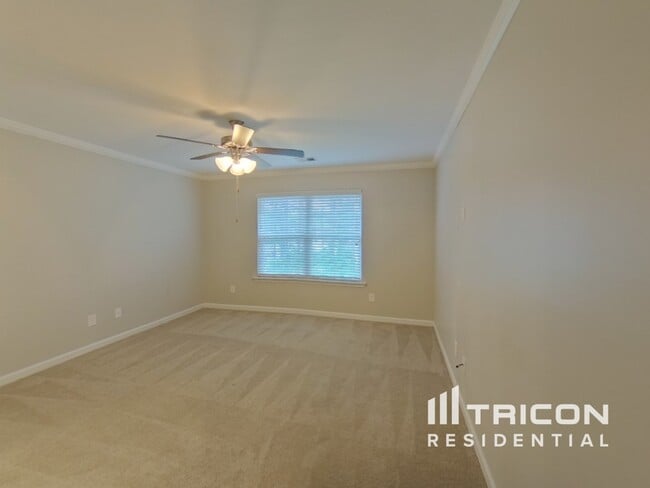 Building Photo - 2277 Wentworth Park Dr