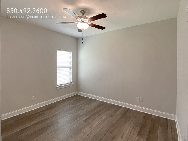 Building Photo - 12223 Eagle Dr