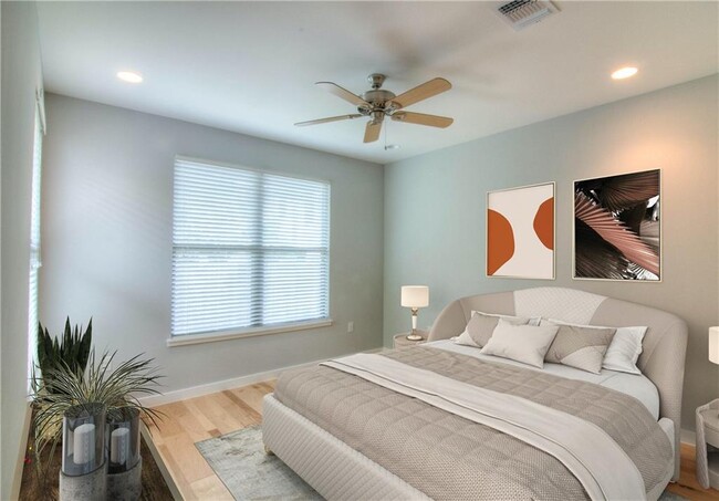 Building Photo - 4303 Red River St