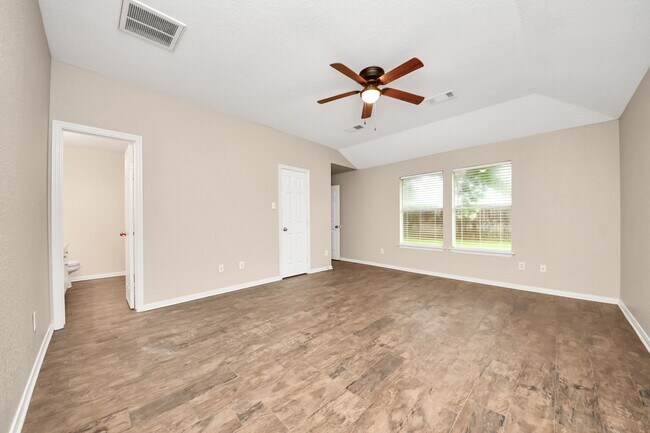Building Photo - 14610 Hazy Ridge Ln