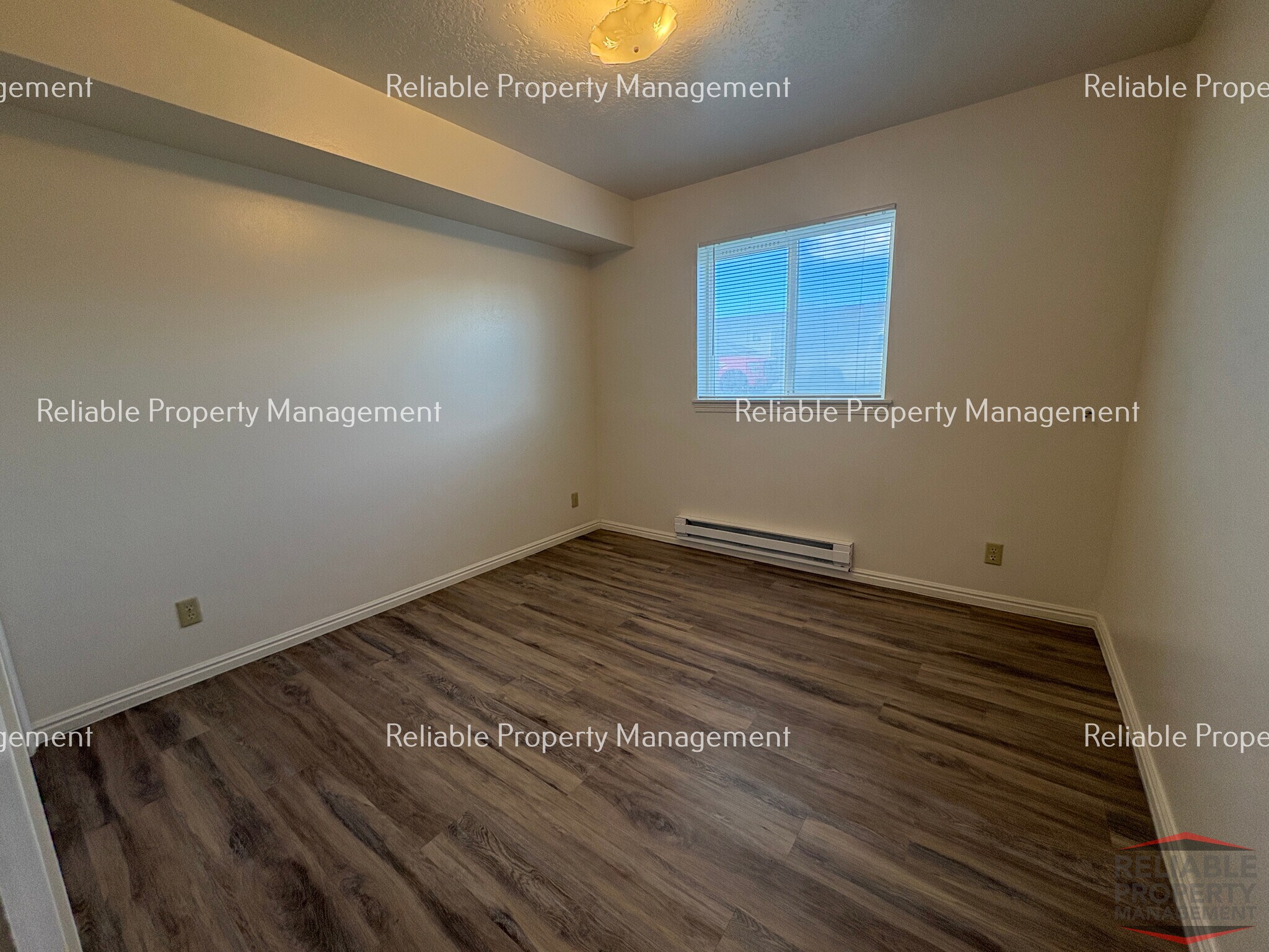 Building Photo - 2114 Meppen Dr