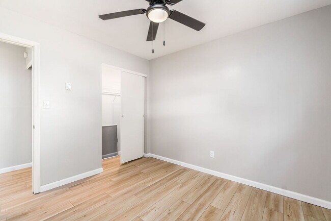 Building Photo - FREE 1 Month Rent! Renovated 2BR Near Children’s Hospital & German Village