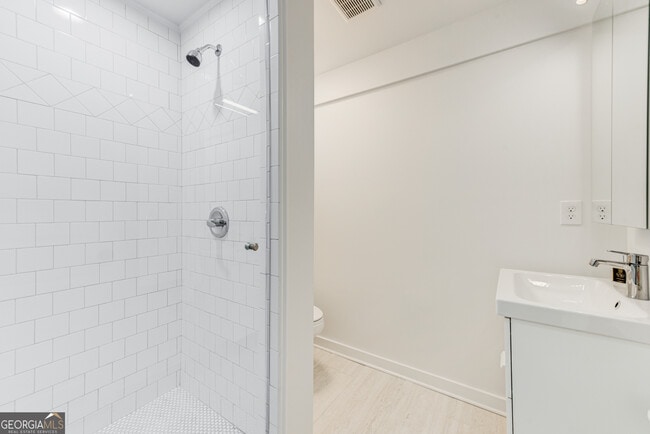 Building Photo - 456 Griffin St NW