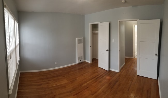 Bedroom with closet - 3780 Cimarron St