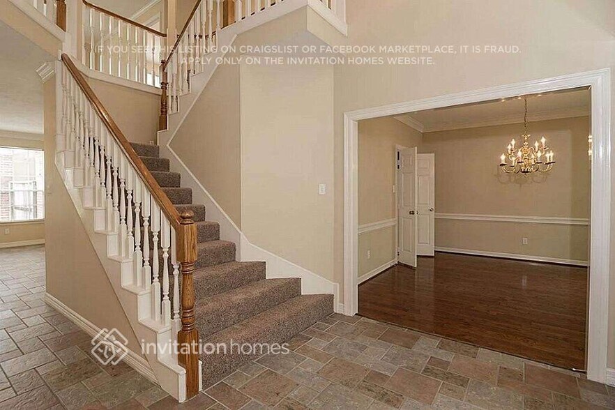 Building Photo - 12146 Auburn Hills Dr