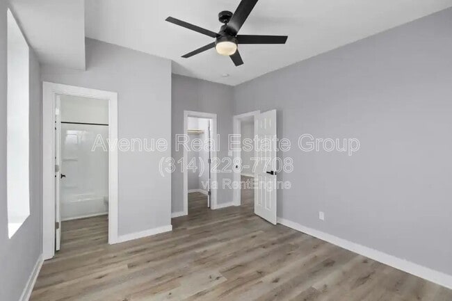 Building Photo - 5931 Maple Ave