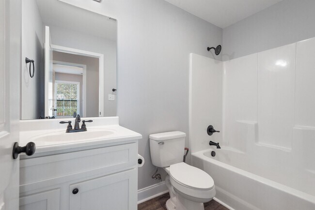 Building Photo - 253 W Watt St