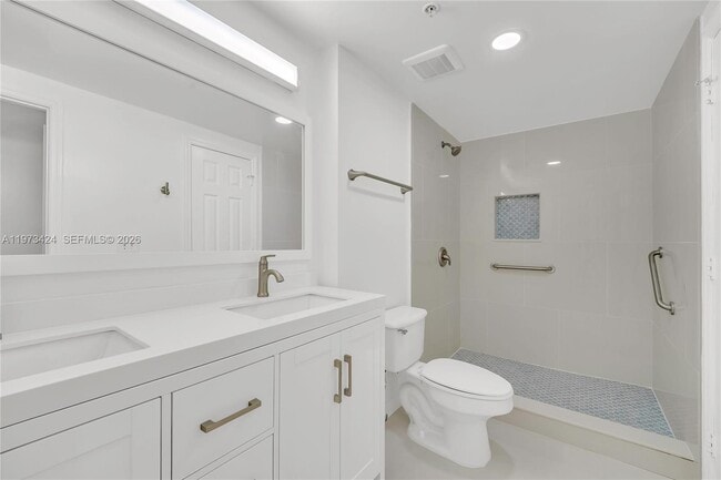 Building Photo - 151 SW 117th Ave