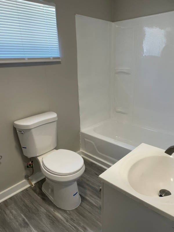 Building Photo - 2 Union Ct