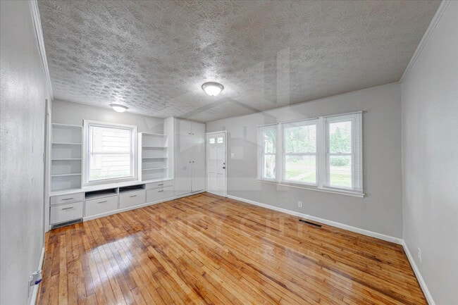 Building Photo - 5230 Fletcher Ave