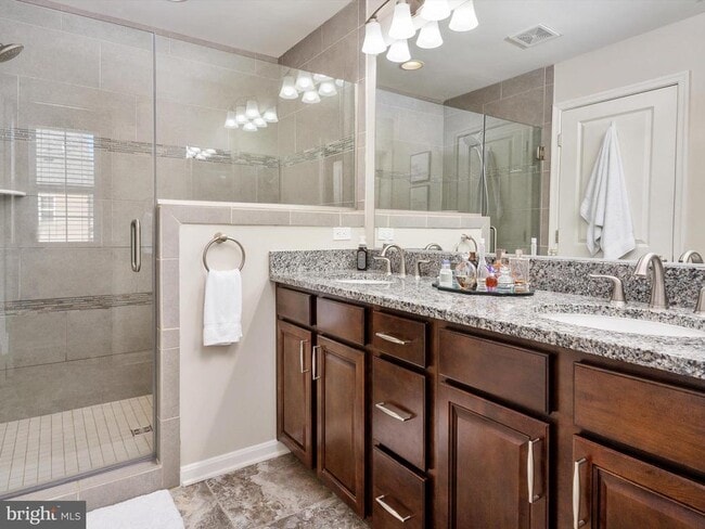 Building Photo - 1047 Ironwood Ln