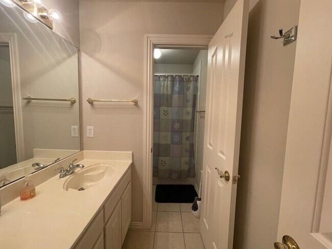 Building Photo - 3710 White River Dr