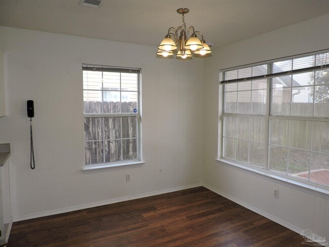 Building Photo - 345 Mirabelle Dr