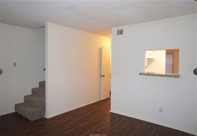 Building Photo - 1900 Dartmouth St