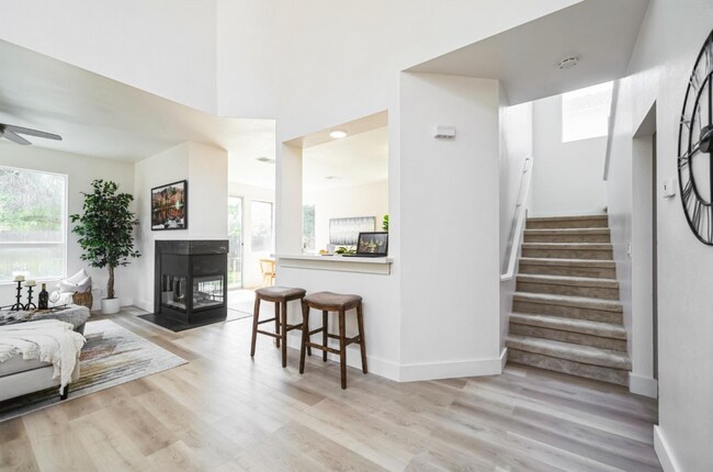 Building Photo - Stunning 3 Bed, 2.5 Bath in Antioch