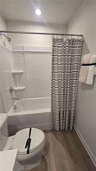 Building Photo - 12 Downing Dr